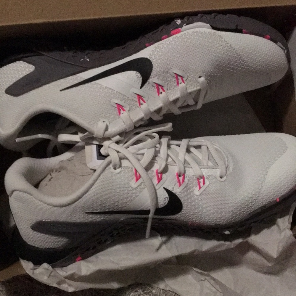 Women’s Nike Running Shoes Size 7.5